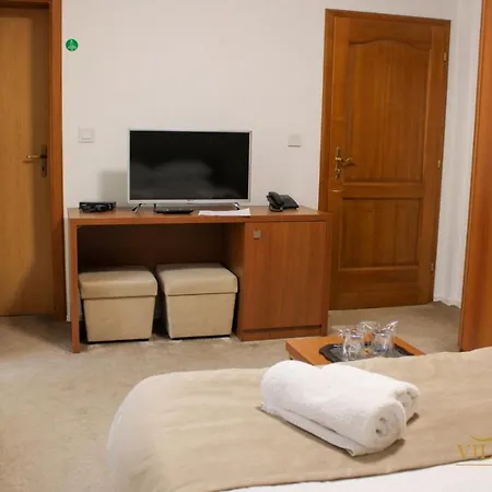 Ugar Hotel 3*