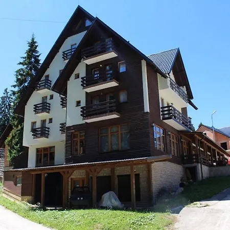 Ugar Hotel 3*